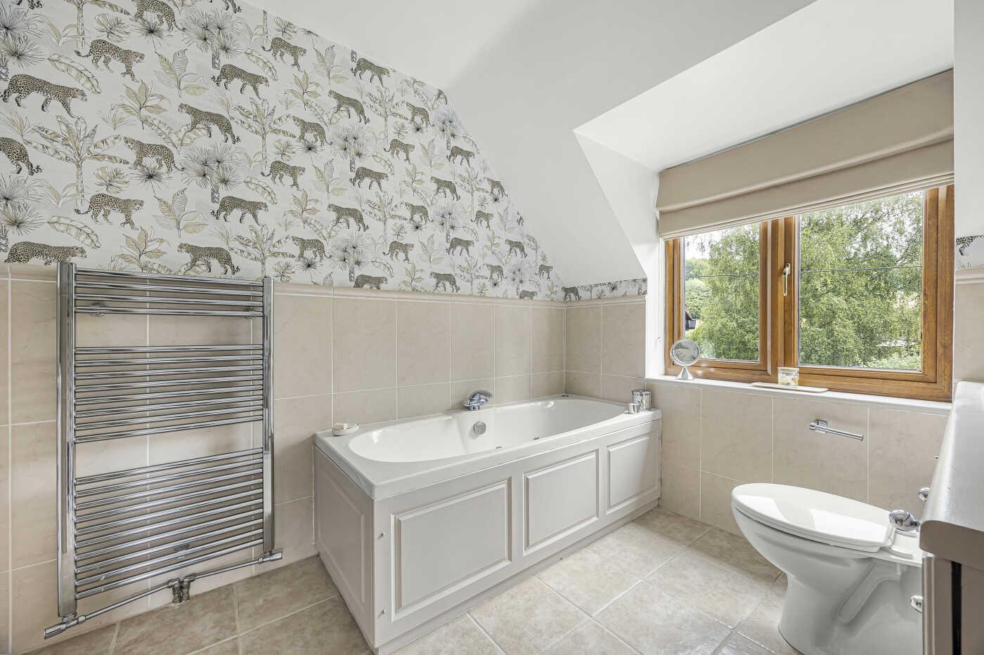 Skirmett, Henley-On-Thames